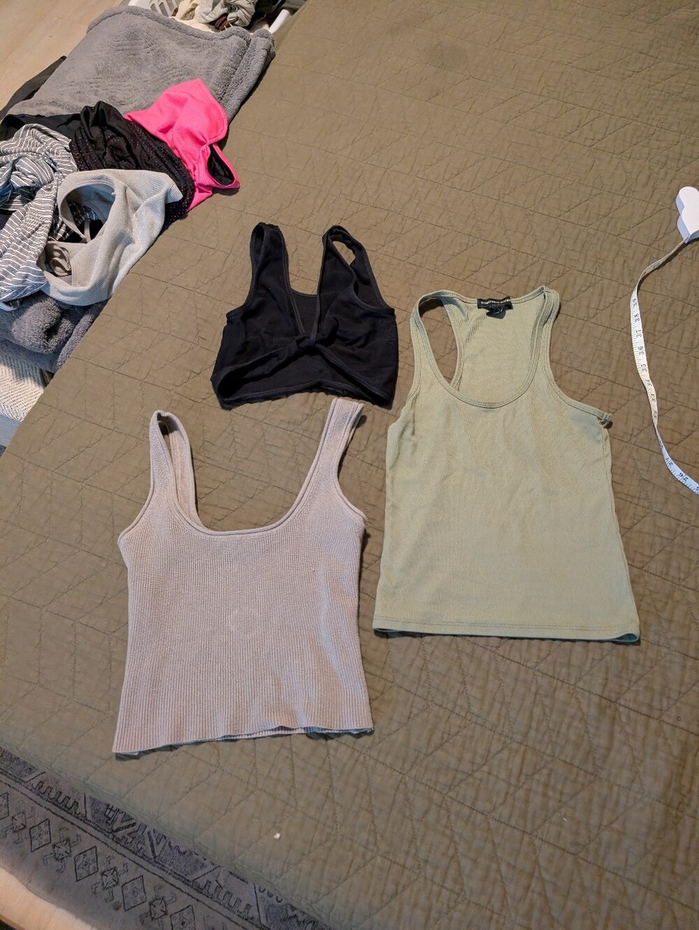 Tank Top Bundle - Picture 2 of 5